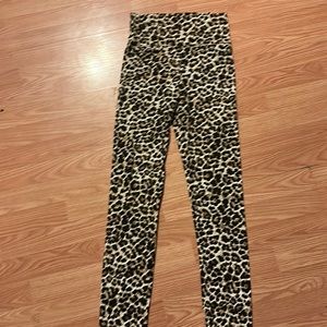 Women’s Leopard Print Leggings